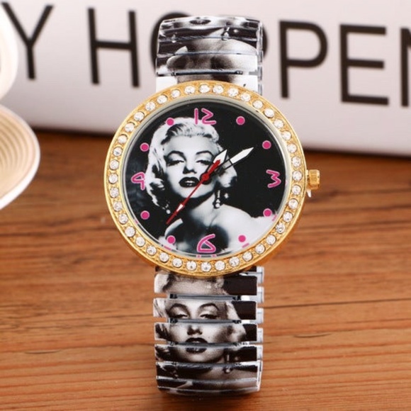 Rhinestone Marilyn Monroe Print Elastic Watch NWT - Picture 6 of 8